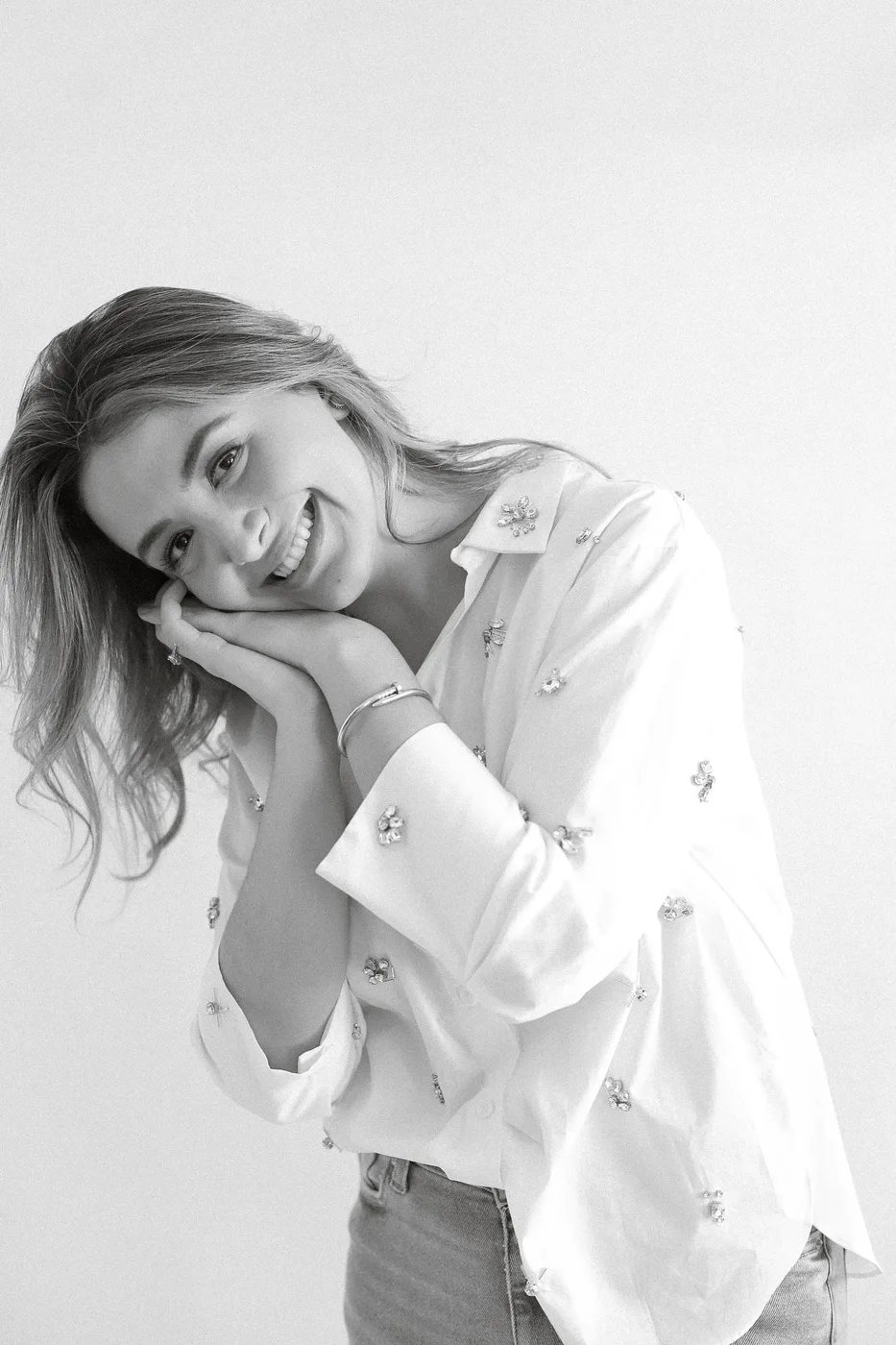 Dra. Paula Bernardes dermatologista consultorio Ponte Nova MG